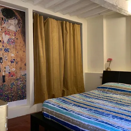 Apartment Incantevole Nel Cuore Di Lucca
