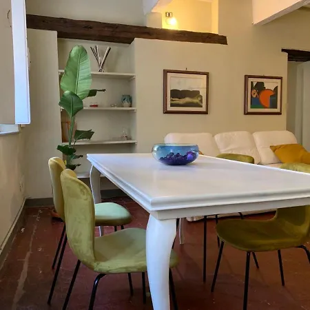 Apartment Incantevole Nel Cuore Di Lucca